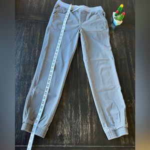Cat and Jack Gray Jogger with elastic waist band and drawstring. Size 16
